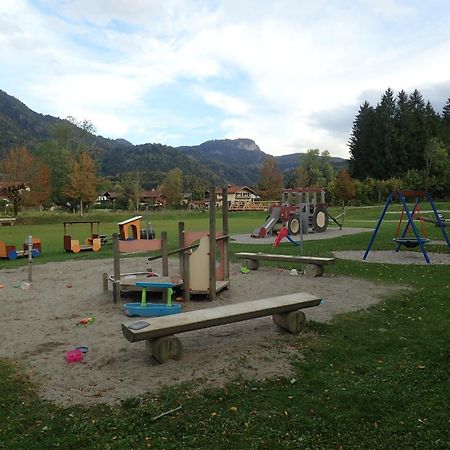 Chiemgauferienwohnungen - Wanderlust Und Alpenrose Унтервессен Екстер'єр фото